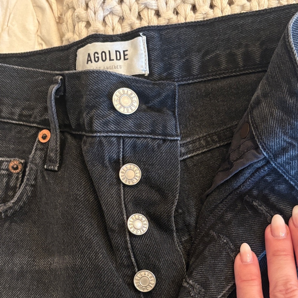 Agolde Dee High Rise Shorts - Picture 2 of 6